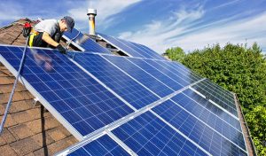 Service d'installation de photovoltaïque et tuiles photovoltaïques à Monce-en-Belin